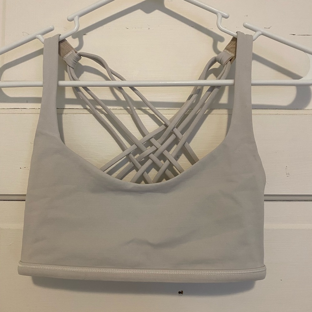 White lululemon bra
